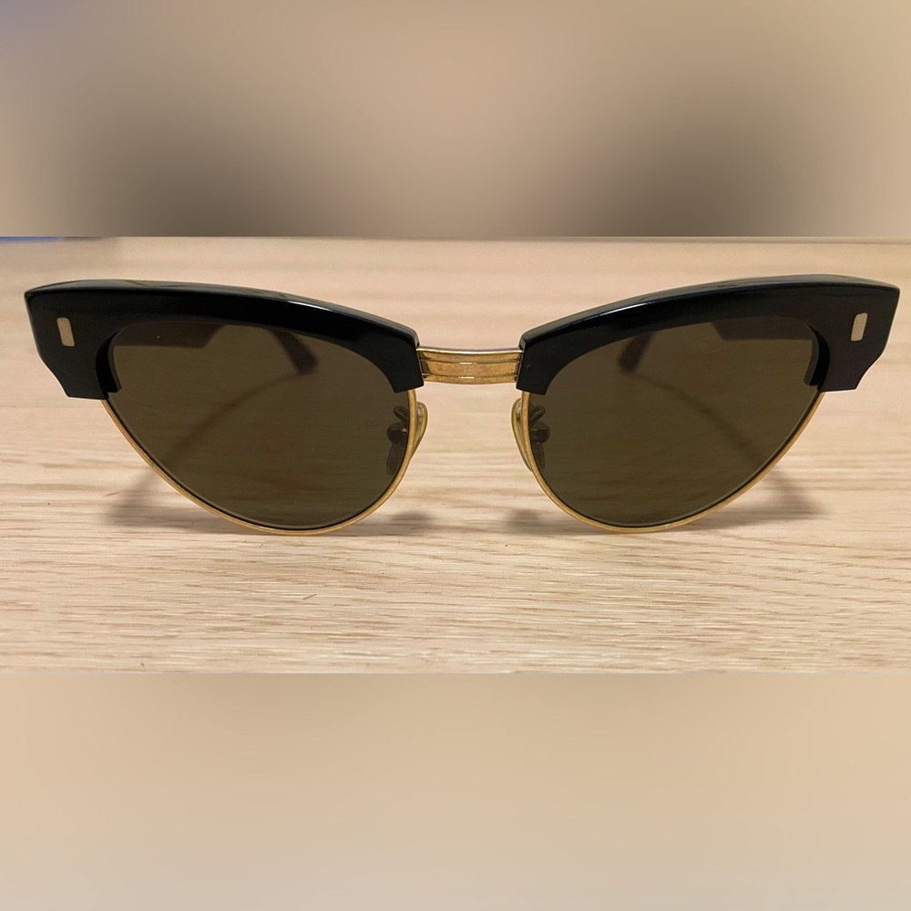 Celine black and distressed gold cateye CL40059u mineral 30e